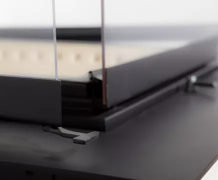 contact1